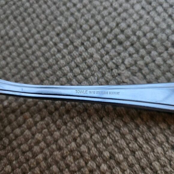 Towle ANNANDALE Set of 4 Salad Forks Satin Stainless Flatware 18-10 Germany 7" - Picture 4 of 7